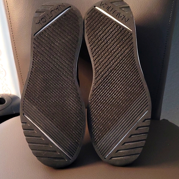 Nautica Soren 2, Men's athletic shoes, size 9.5M, color black like new w/ box. - Picture 3 of 6